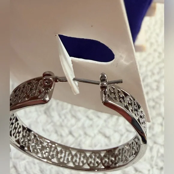 Tory Burch SET - Kinsley silver cuff bracelet & Kinsley Hoop Earrings + dust bag - Picture 8 of 12